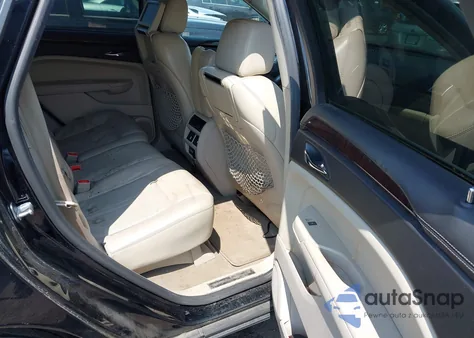 2010 Cadillac Srx Luxury Collection z USA, uszkodzony, nr VIN 3GYFNAEY3AS647870